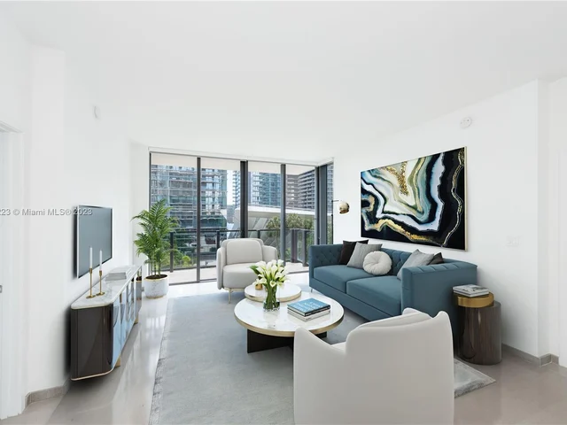 88 SW 7th St # 809, Miami FL 33130