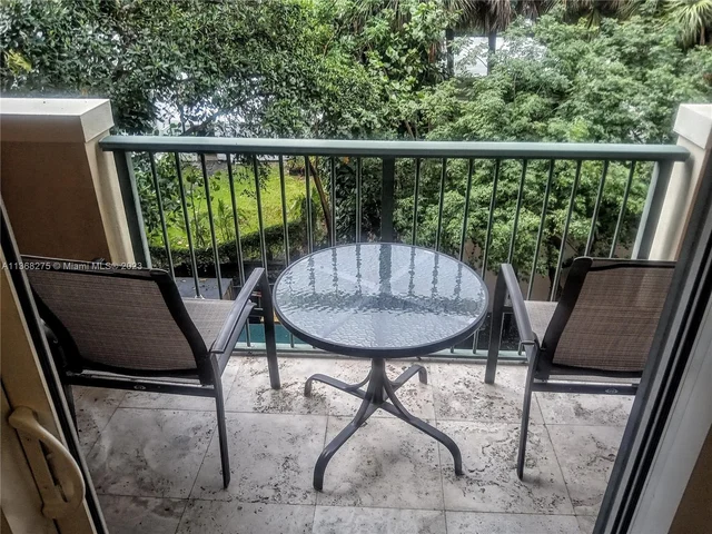 2951 S Bayshore Dr # 512, Miami FL 33133