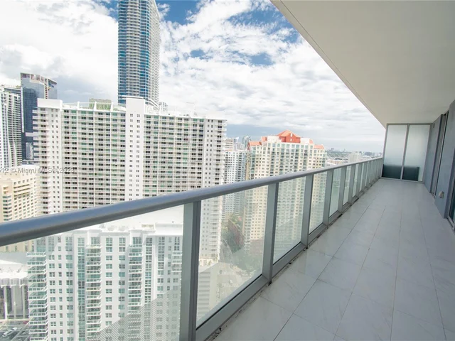 1300 Brickell Bay Dr # 3508, Miami FL 33131