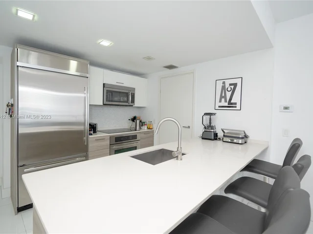 1300 Brickell Bay Dr # 3508, Miami FL 33131