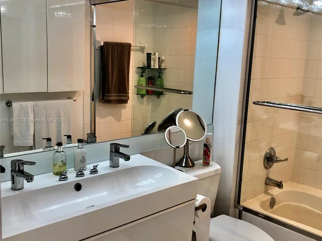 90 Alton Rd # 307, Miami Beach FL 33139