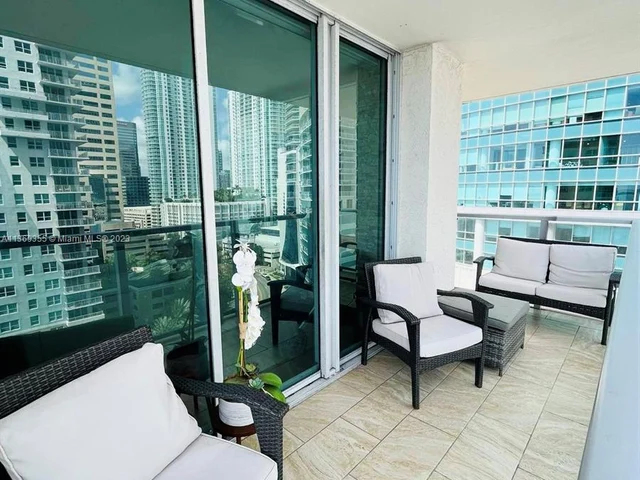 1155 Brickell Bay Dr # 1402, Miami FL 33131