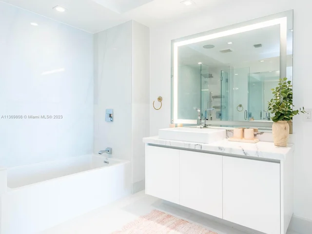 330 Sunny Isles Blvd, Sunny Isles Beach FL 33160