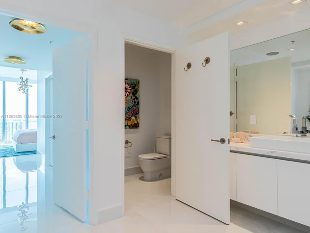 330 Sunny Isles Blvd, Sunny Isles Beach FL 33160