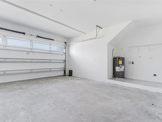 1605 SW 145 Ave, Miami FL 33175