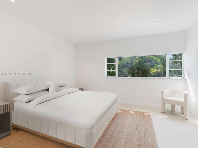 9451 E Broadview Dr unit 1 # 1, Bay Harbor Islands FL 33154