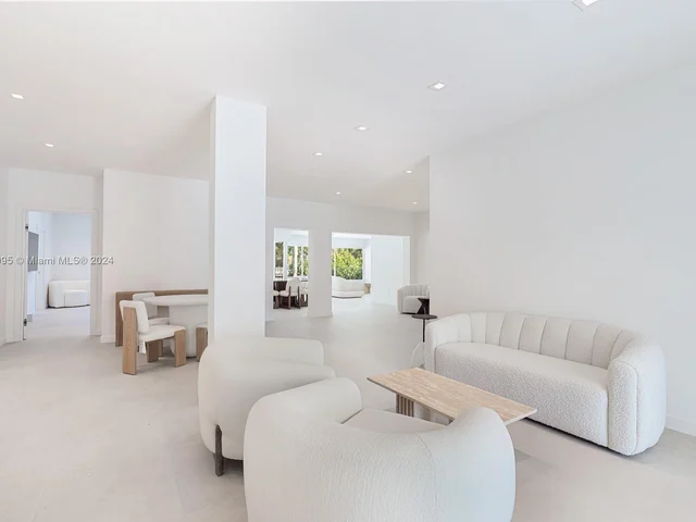 9451 E Broadview Dr unit 1 # 1, Bay Harbor Islands FL 33154