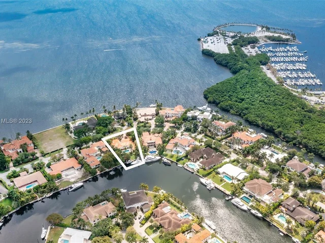 170 Solano Prado, Coral Gables FL 33156