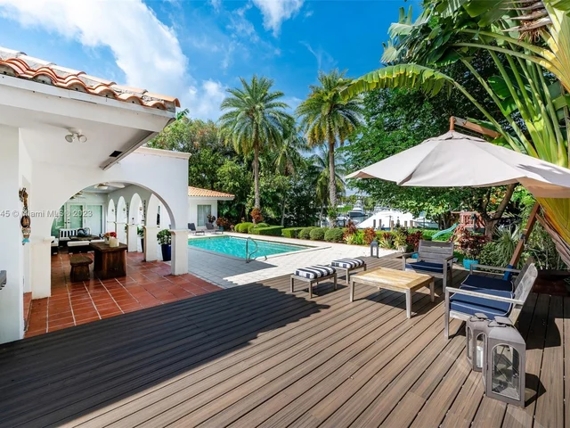 170 Solano Prado, Coral Gables FL 33156