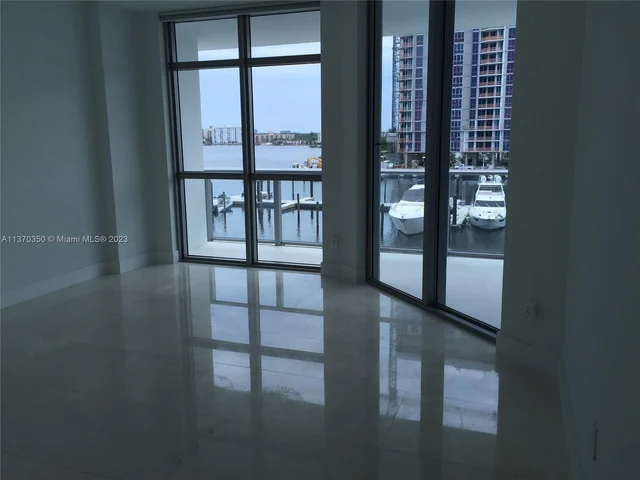 17301 Biscayne Blvd # 305, North Miami Beach FL 33160