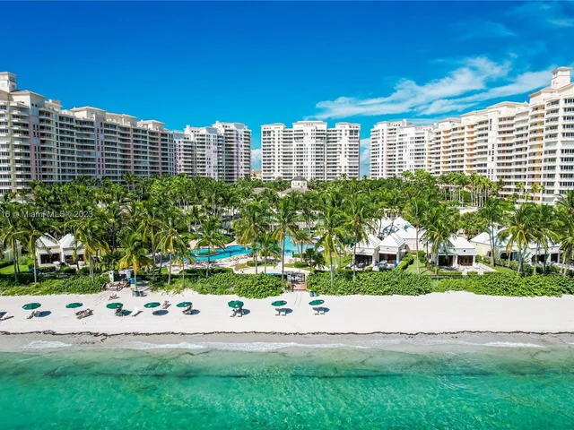 789 Crandon Blvd # 1005, Key Biscayne FL 33149