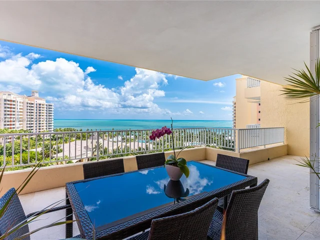 789 Crandon Blvd # 1005, Key Biscayne FL 33149