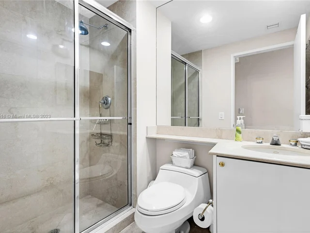 789 Crandon Blvd # 1005, Key Biscayne FL 33149