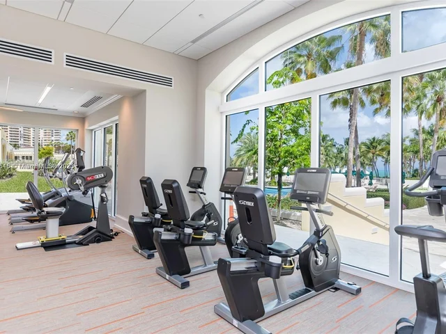 789 Crandon Blvd # 1005, Key Biscayne FL 33149