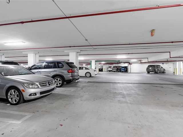 789 Crandon Blvd # 1005, Key Biscayne FL 33149