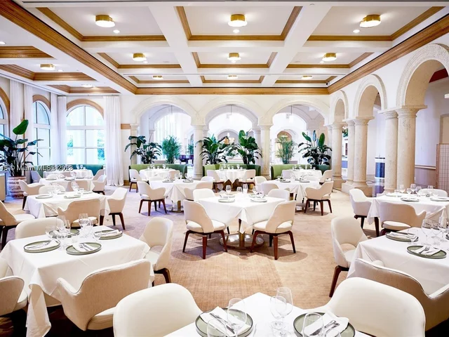 789 Crandon Blvd # 1005, Key Biscayne FL 33149