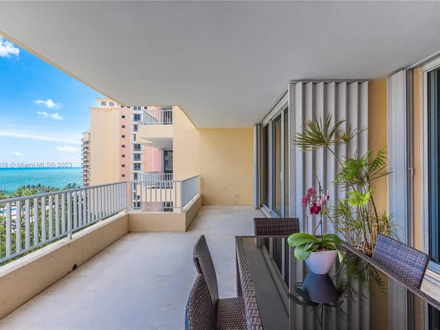 789 Crandon Blvd # 1005, Key Biscayne FL 33149
