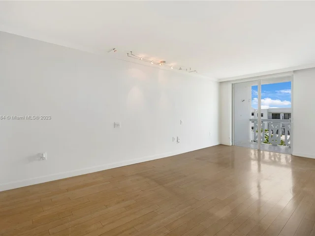 8233 Harding Ave # 502, Miami Beach FL 33141