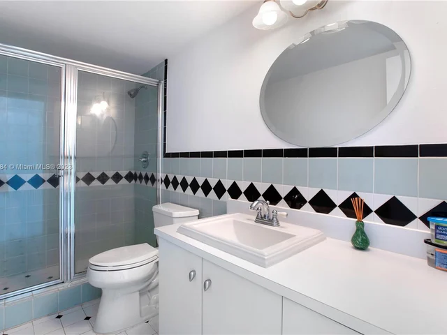 8233 Harding Ave # 502, Miami Beach FL 33141