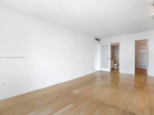 8233 Harding Ave # 502, Miami Beach FL 33141