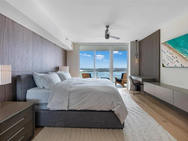 450 Alton Rd # 1603, Miami Beach FL 33139