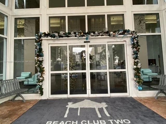 1830 S Ocean Dr # 2212, Hallandale Beach FL 33009