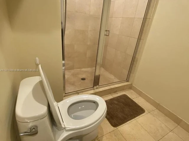 1830 S Ocean Dr # 2212, Hallandale Beach FL 33009