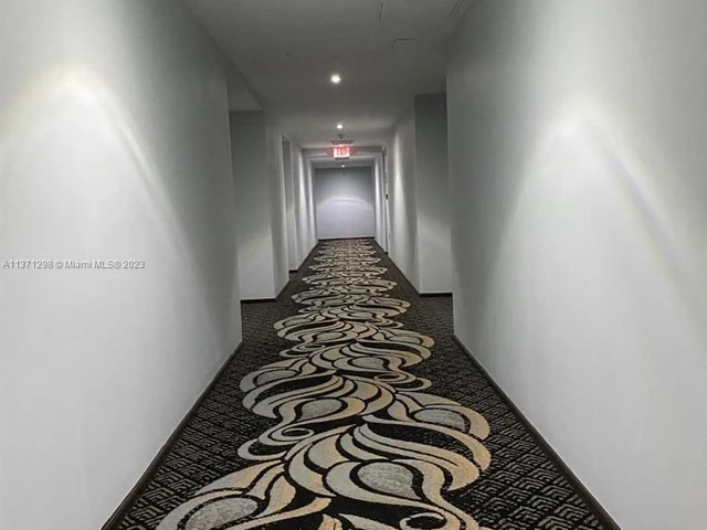 1830 S Ocean Dr # 2212, Hallandale Beach FL 33009