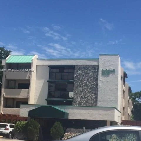 2201 E Brickell Ave # 17, Miami FL 33129