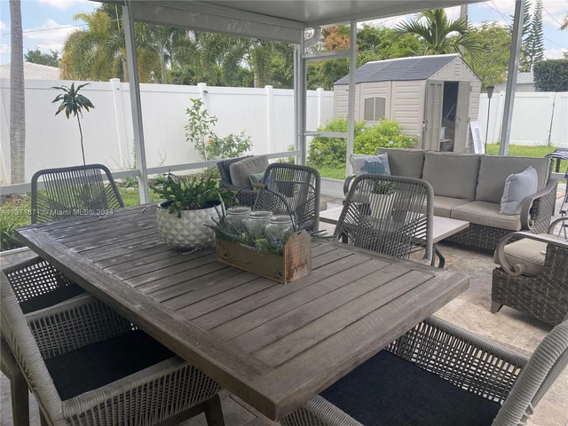 515 NE 2nd Pl # 0, Dania Beach FL 33004