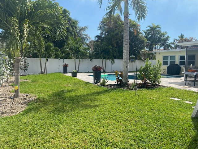 515 NE 2nd Pl # 0, Dania Beach FL 33004