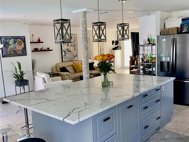 515 NE 2nd Pl # 0, Dania Beach FL 33004