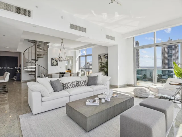 201 Aqua Ave, Miami Beach FL 33141