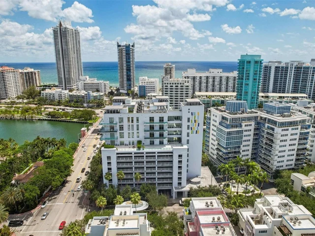 201 Aqua Ave, Miami Beach FL 33141