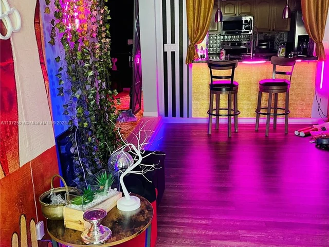 50 NW 209th St, Miami Gardens FL 33169