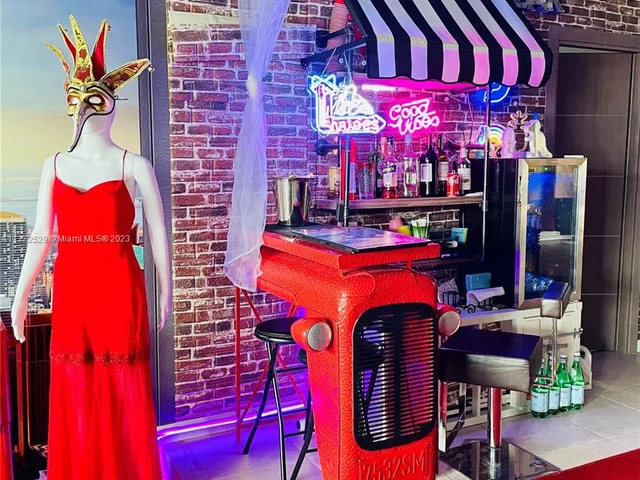 50 NW 209th St, Miami Gardens FL 33169