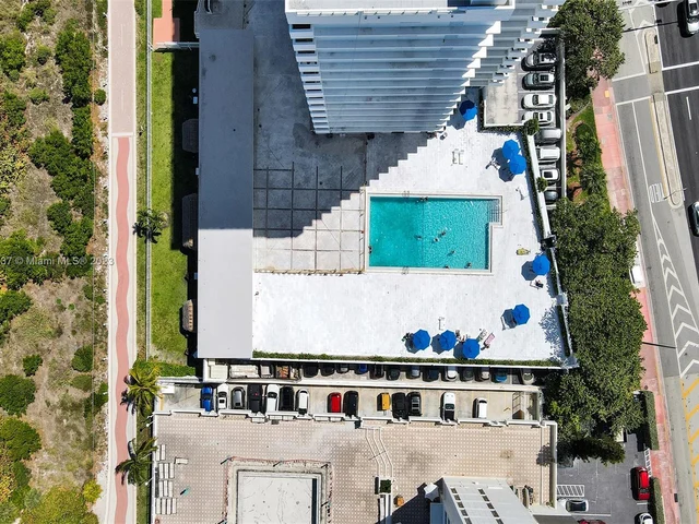 5601 Collins Ave # 1720, Miami Beach FL 33140