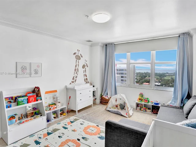 5601 Collins Ave # 1720, Miami Beach FL 33140