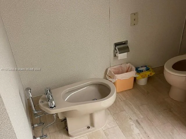 19355 Turnberry Way # 27F, Aventura FL 33180