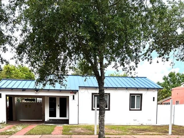 1369 Biarritz Dr, Miami Beach FL 33141