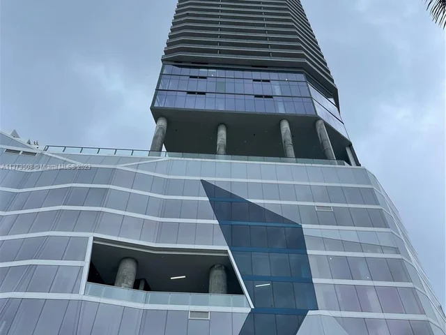 398 NE 5th St # 4414, Miami FL 33132