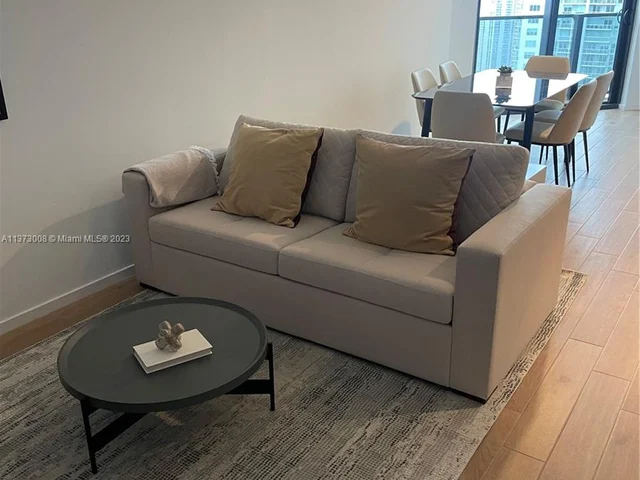 398 NE 5th St # 4414, Miami FL 33132