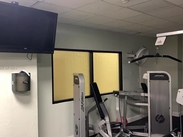 3180 S Ocean Dr # 318, Hallandale Beach FL 33009