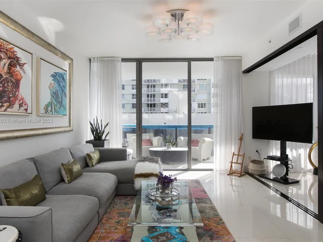 5875 Collins Ave # 604, Miami Beach FL 33140