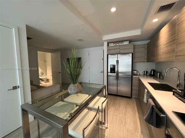 121 NE 34th St # 905, Miami FL 33137