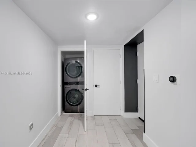 55 SE 6th St # 3802, Miami FL 33131