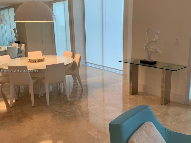 20201 E Country Club Dr # 607, Aventura FL 33180