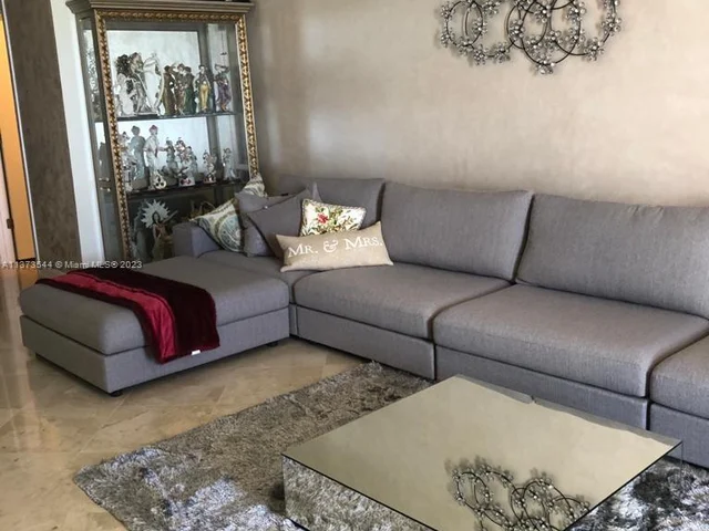 17555 Collins Ave # 1004, Sunny Isles Beach FL 33160