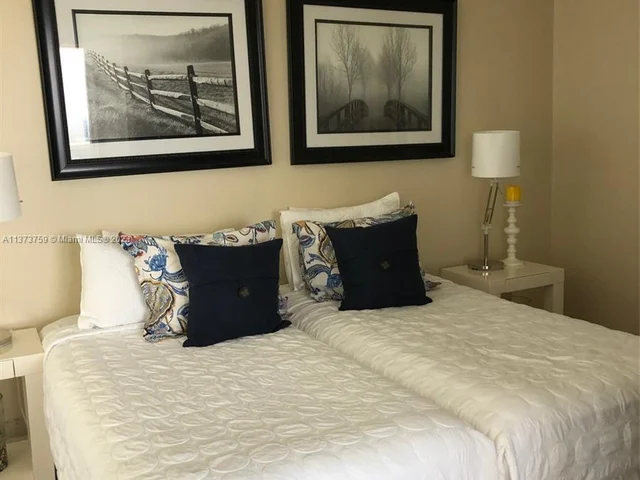 1830 S Ocean Dr # 2608, Hallandale Beach FL 33009