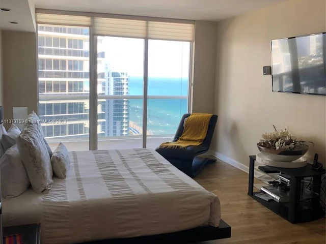 1830 S Ocean Dr # 2608, Hallandale Beach FL 33009